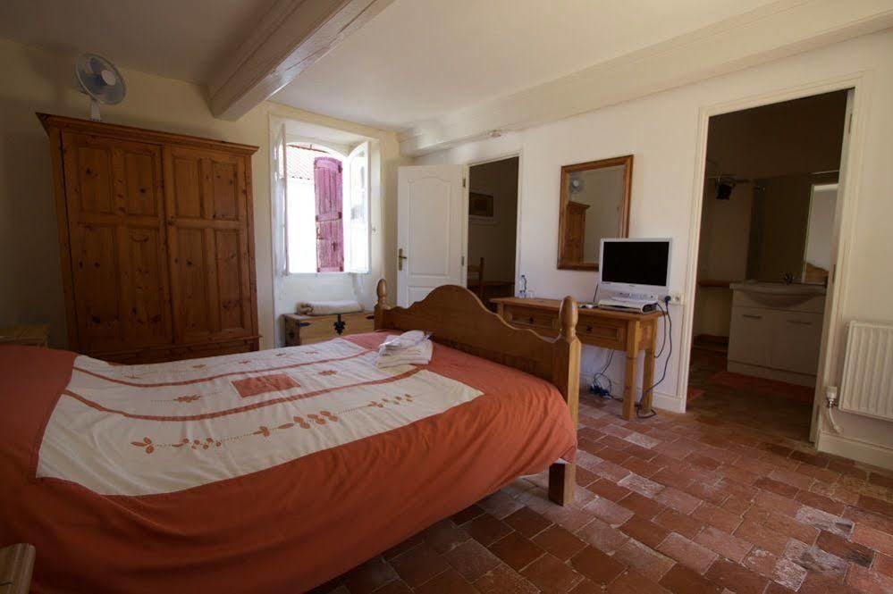 Ancienne Ecole Bed & Breakfast Cazaux-Villecomtal Exterior photo